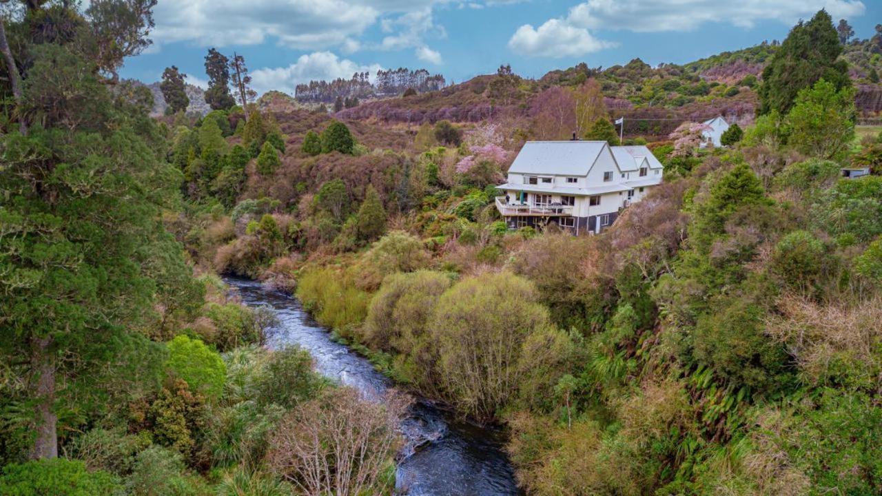 Spiral Gardens Country Park Retreat Apartment Raurimu Bagian luar foto